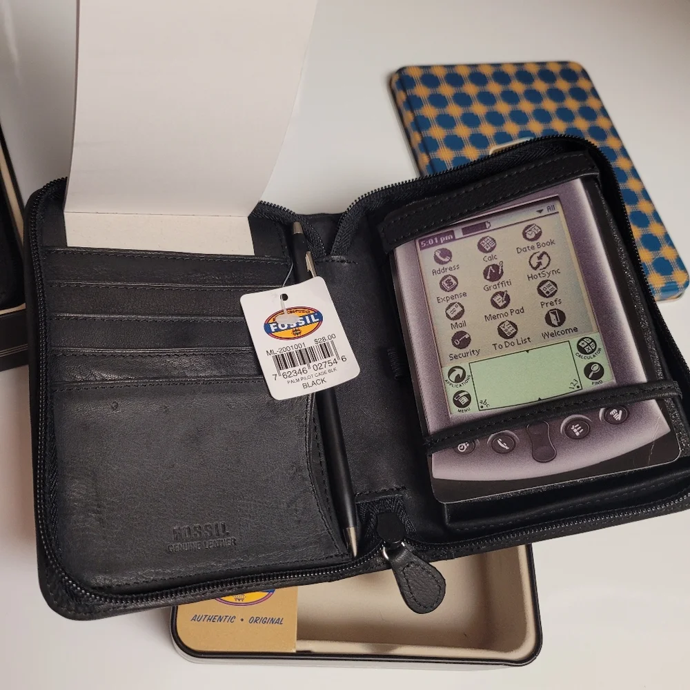 Fossil Leather Wallet Passport, Credit Cards, Cash, Coin Y2K Palm Case